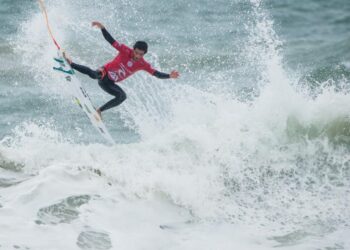 Filipe Toledo vence Moche Rip Curl Pro Portugal