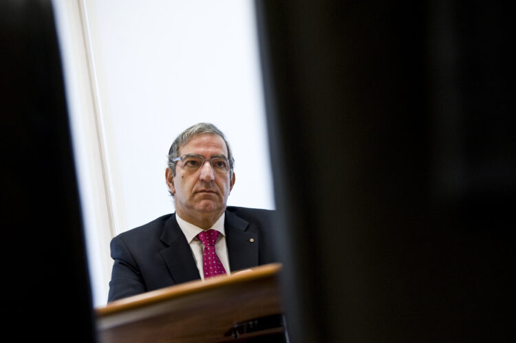 Câmara de Leiria aprova orçamento de 67 milhões