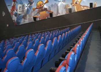 Edifício que aloja o Cinema City Leiria está à venda em site imobiliário