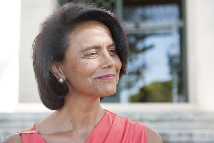 Ministra da Cultura encerra congresso na Batalha