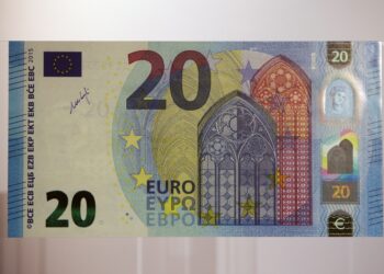 Nova nota de 20 euros entra hoje em circulação