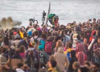 Peniche volta a acolher mundial de surf em 2016