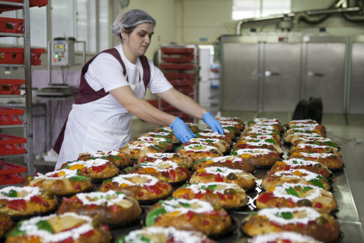 Bolo-rei, a iguaria que torna mais doce o ano das pastelarias