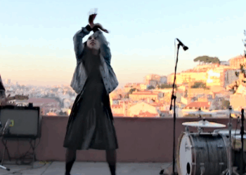 Les Crazy Coconuts: meter o ‘shoe’ ao serviço e livrar-se do ‘gaze’