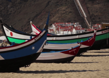 Série ‘Portugal in 150 Seconds’ promove Nazaré com filme