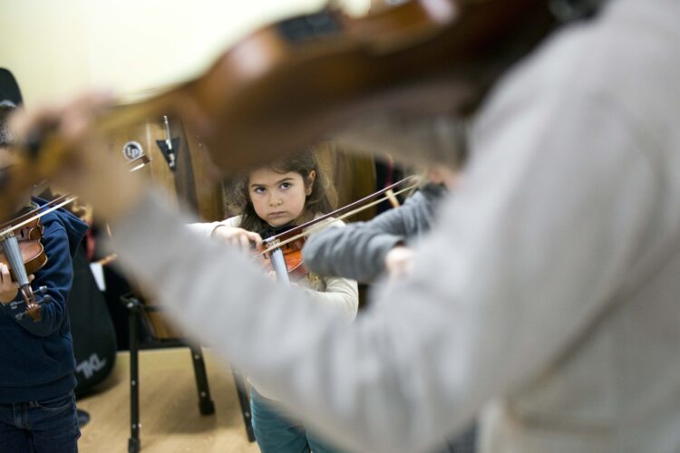 Violinos, concertinas e ‘rock’n’roll’