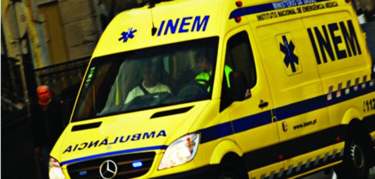 Bebé nasce no quartel dos Bombeiros de Caxarias