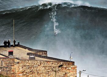 Documentário sobre a onda da Nazaré vence festival no Havai