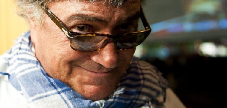 José Cid ajuda a comprar cadeiras de rodas adaptadas ao desporto