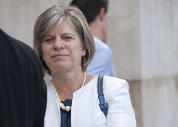 Odete João vai a jogo nas eleições para a federação do PS