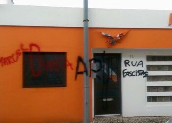 Sede do PSD vandalizada na Marinha Grande (Actualizada)