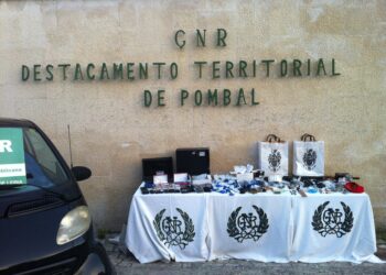 11 detidos por suspeita de lenocínio e tráfico de droga em Pombal