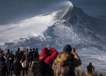 16 mil gostaram da onda do ‘Kilimanjaro’ que a National Geographic publicou na sua galeria de Novembro