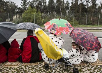 Entrudo sem chuva não é Entrudo. Já o Carnaval até nem levava a mal