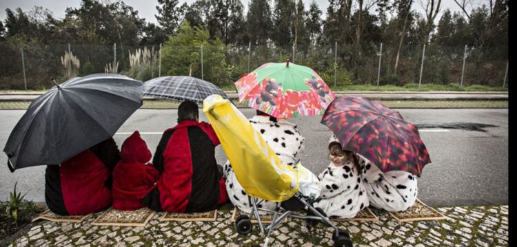 Entrudo sem chuva não é Entrudo. Já o Carnaval até nem levava a mal