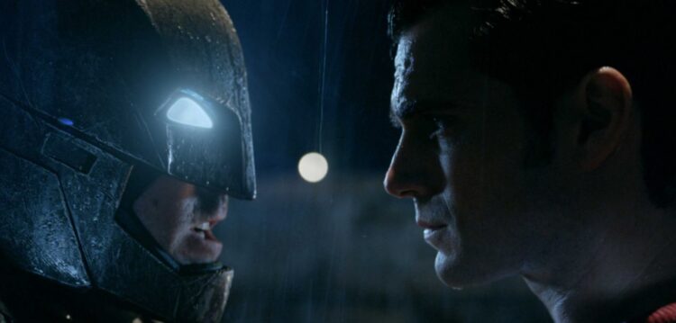 Batman Vs. Super Homem estreia com dedo de Leiria