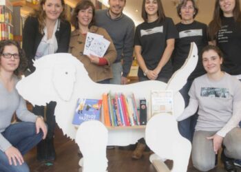Biblioteca Uivo chama crianças para a leitura