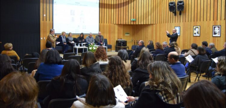 Comunidade educativa defende articulação entre escola e família
