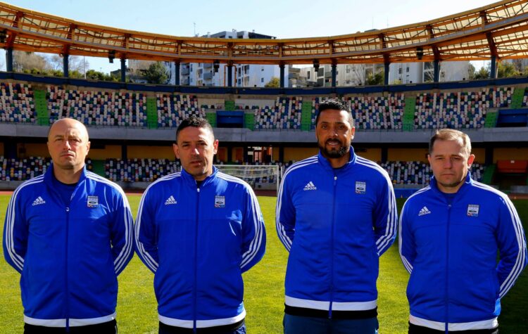 Kata assume comando técnico da União de Leiria