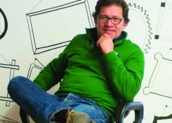 “Não conheço melhor forma de iniciar um projecto do que uma folha e um lápis 2HB”