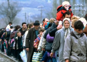 Nazaré recebe família de refugiados