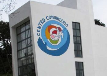 Nazaré recebe família de refugiados