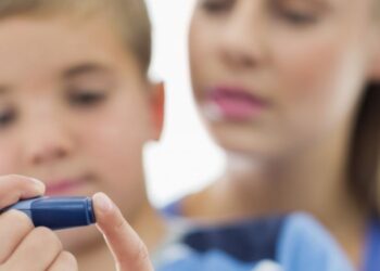 Novas tecnologias melhoram vida de crianças com diabetes