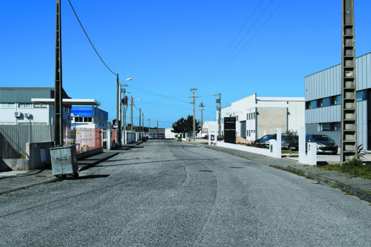 Zona Industrial da Vieira recupera dinâmica de outros tempos
