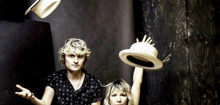 Alcobaça recebe concerto da dupla The Ghost Wolves
