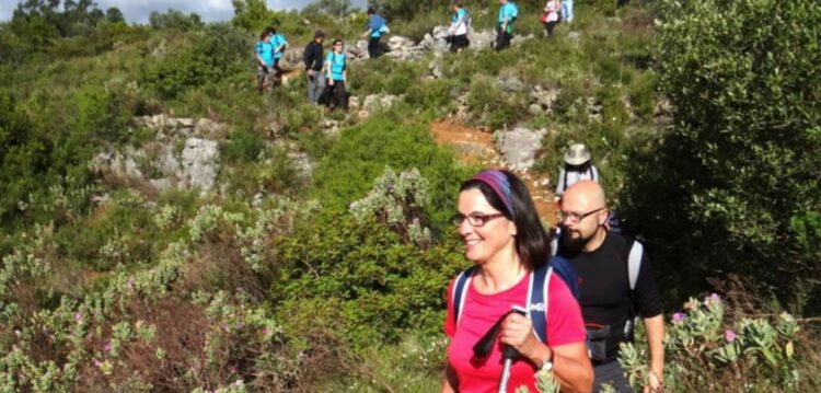 Centro de interpretação e percurso de orientação das Grutas da Moeda