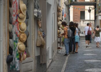 Rua Direita recebe Mercado de Primavera