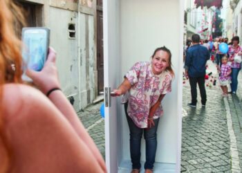 A Porta está a abrir-se