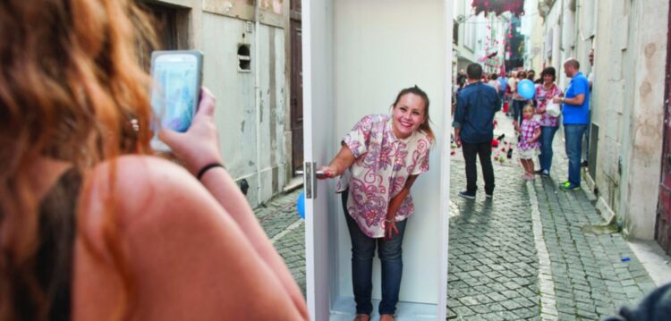 A Porta está a abrir-se