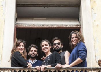 A Porta está prestes a abrir-se. Vai ficar de fora?