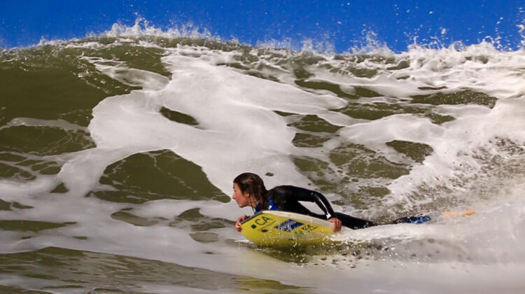 Bodyboard: Teresa Almeida em segundo lugar na primeira etapa do Europeu
