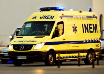 Camião atropela homem de bicicleta na Guia