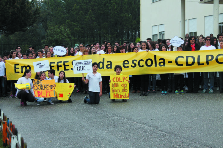 Colégios em acções diárias e com manifestação nacional no dia 29 de Maio