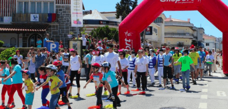 Corrida de barbatanas sensibiliza para a diferença e ajuda paralímpicos