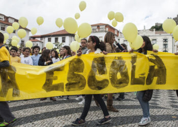 Dos três colégios que perdem contrato um admite fechar portas