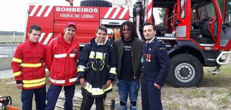 Renato Sanches foi ao Dia da Defesa Nacional a Monte Real