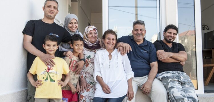 A felicidade dos refugiados e os primeiros bebés a nascer em Leiria