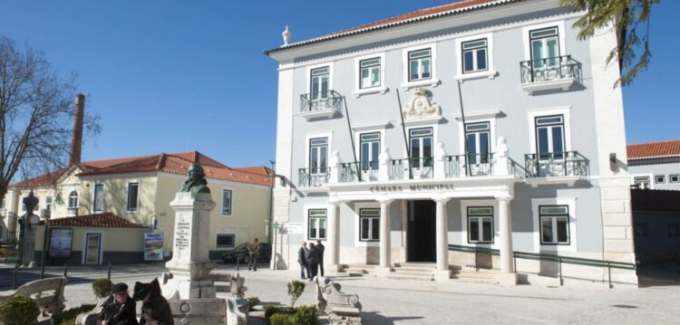 Apoio de oito milhões para obras na Marinha