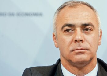 Capitalização e financiamento das empresas em análise