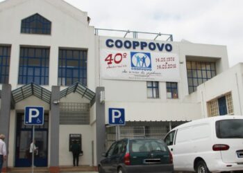 Cooppovo, a filha da classe operária completou 40 anos
