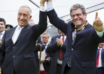 Mérito de emigrantes da região reconhecido em França