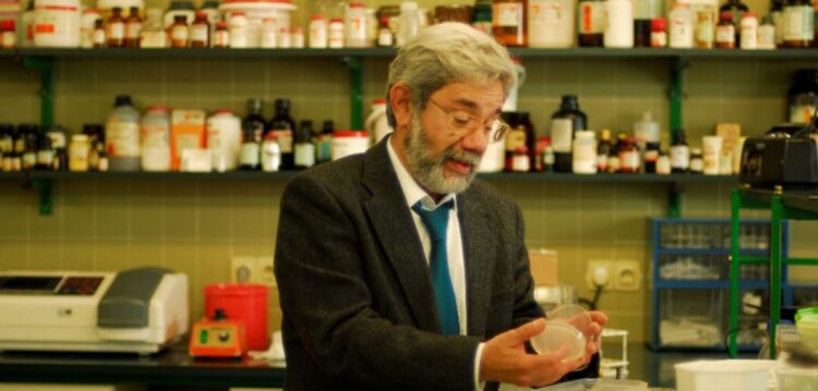 Milton Costa distinguido na Polónia