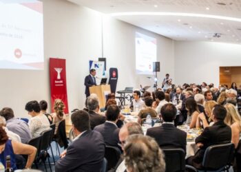 Nerlei celebrou 31 anos com conferência e homenagens