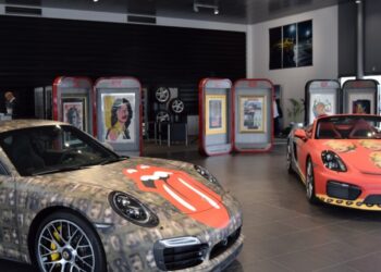 Porsche e a Pop Art de Warhol em sintonia
