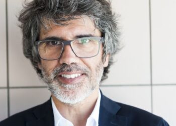 “Temos talento, falta-nos descaramento”
