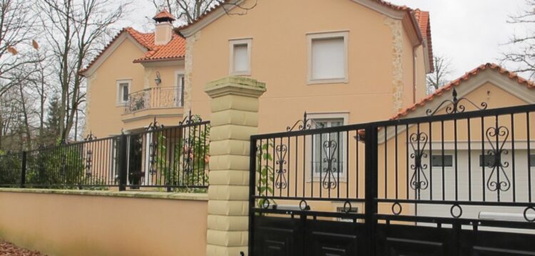 Emigrantes estão a levar ‘casa portuguesa’ para bairros de França